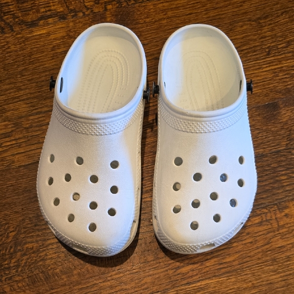 CROCS Other - White Crocs Classic Clog Size 5 Men Size 7 Women